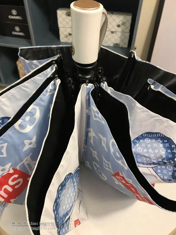 LV路易威登傘 年度最火爆 時尚單品 supremeX LV 聯名款 晴雨傘 防曬隔熱 防紫外線  zm1049